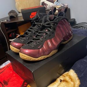 NIKE Air Foamposite One Night Maroon Gum Brown Size 11